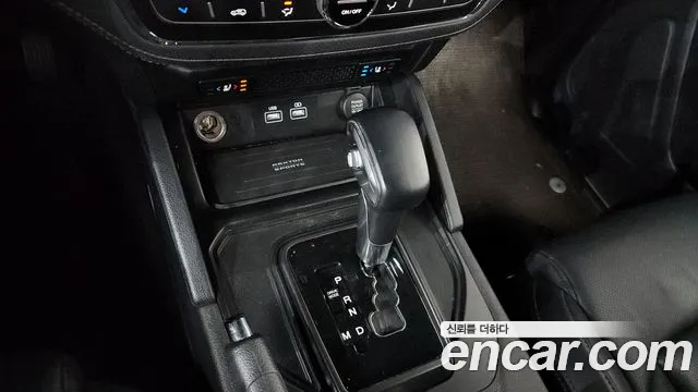 KG_Mobility_Ssangyong Rexton Новый Rexton Sport Khan Дизель 2.2 4WD — Фото автомобиля 9