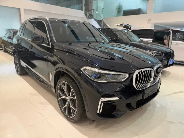 BMW X5 — Фото автомобиля 2