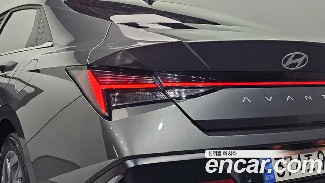 Hyundai Avante CN7 — Фото автомобиля 23