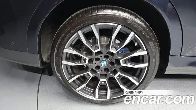 BMW X6 xDrive40i M Sport — Фото автомобиля 4