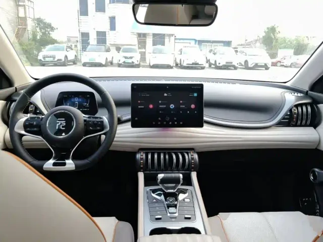 BYD Yuan PLUS — Фото автомобиля 9