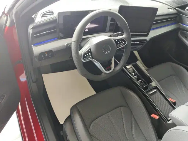 Volkswagen Lamando 2025 Lamando L 2.0T Base — Фото автомобиля 15