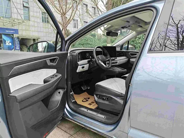 Volkswagen Talagon — Фото автомобиля 8