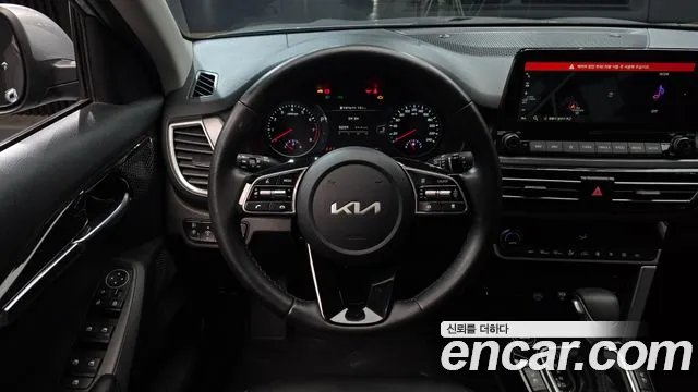Kia Seltos — Фото автомобиля 15