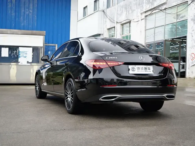 Mercedes-Benz C-Class — Фото автомобиля 7