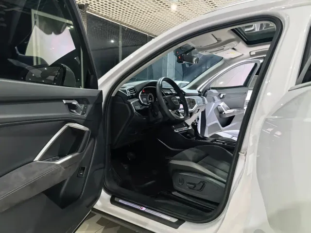 Audi Q3 — Фото автомобиля 7