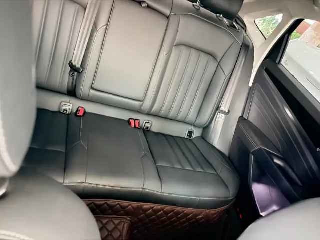 Volkswagen Passat — Фото автомобиля 8