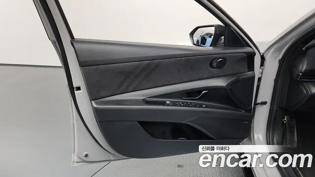 Hyundai Avante CN7 — Фото автомобиля 24