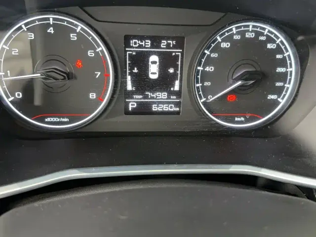 Geely Binyue — Фото автомобиля 5