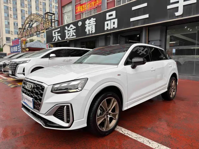 Audi Q2L — Фото автомобиля 2