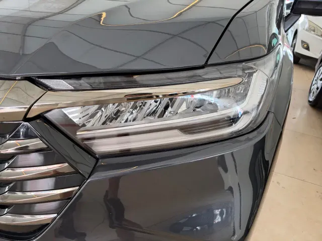 Honda Odyssey — Фото автомобиля 2