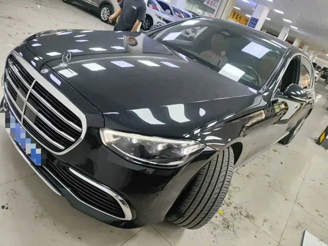 Фотография автомобиля — Mercedes-Benz S-Class