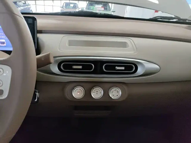 Wuling Hongguang Mini EV — Фото автомобиля 12