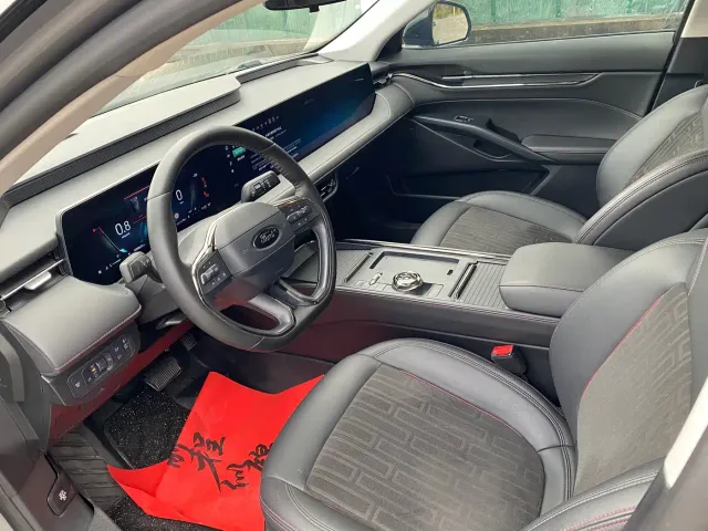 Ford Mondeo — Фото автомобиля 7
