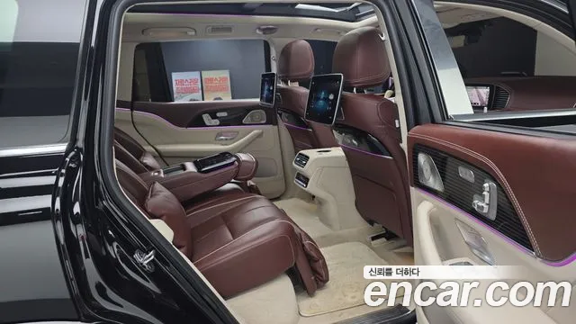 Mercedes-Benz GLS-Class — Фото автомобиля 11