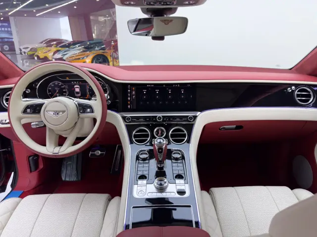 Bentley Continental — Фото автомобиля 30