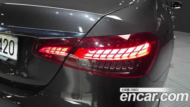 Mercedes-Benz E-Class W213 — Фото автомобиля 8