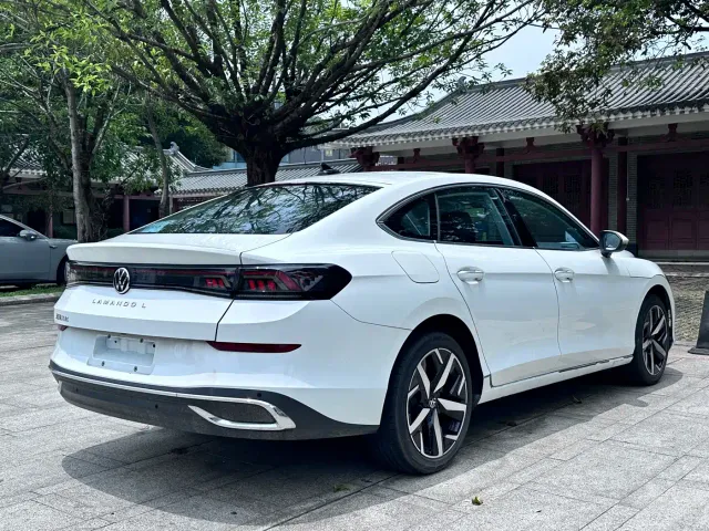 Volkswagen Lamando — Фото автомобиля 10