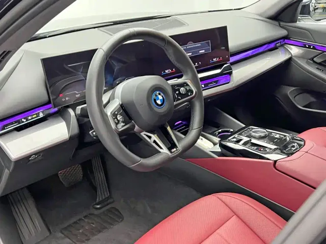 BMW i5 — Фото автомобиля 12