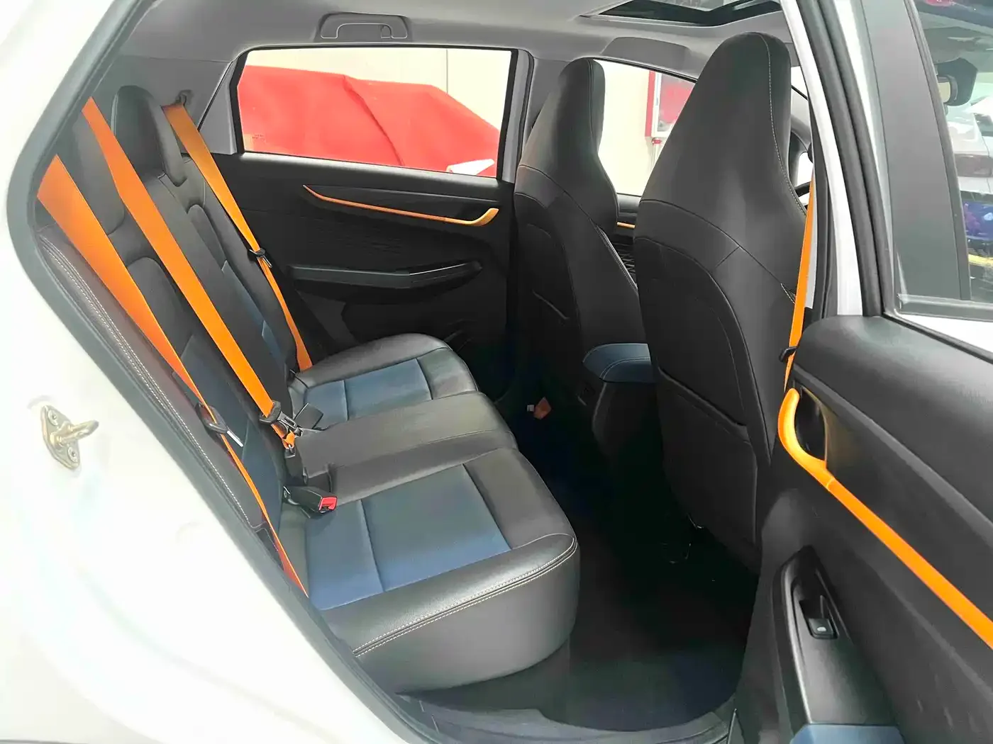 Ruilan Auto Ruilan Auto X3 PRO 2022 1.5L CVT Xiao Sa — Фото автомобиля 13
