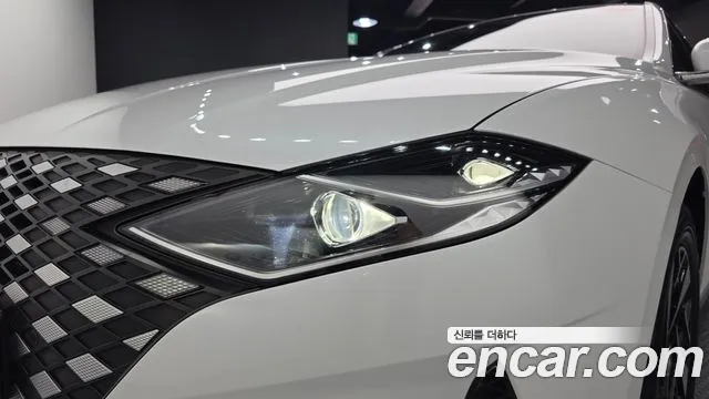 Hyundai Grandeur — Фото автомобиля 14