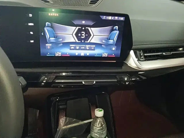 BMW X1 — Фото автомобиля 12