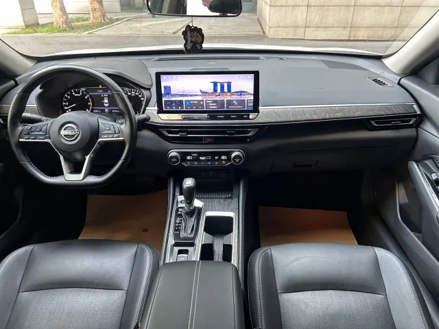 Nissan Teana — Фото автомобиля 16