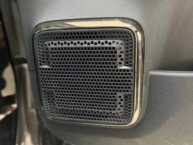 BYD FangChengBao Leopard 5 — Фото автомобиля 16