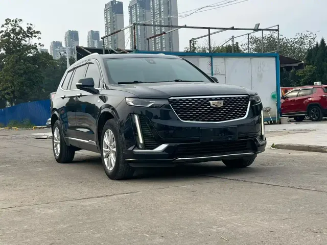 Cadillac XT6 — Фото автомобиля 3