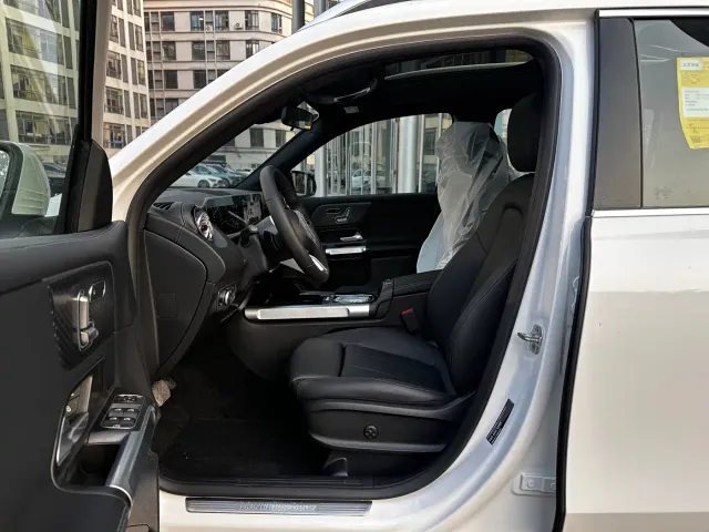 Mercedes-Benz GLB-Class — Фото автомобиля 6