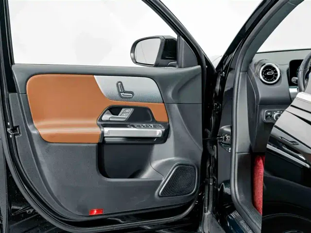 Mercedes-Benz GLB-Class — Фото автомобиля 16