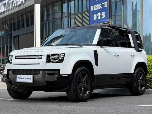 Фотография автомобиля — Land Rover Defender