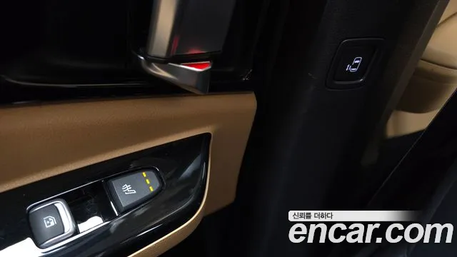 Kia Canival Carnival 4 поколение Бензин 9 мест Noblesse — Фото автомобиля 28