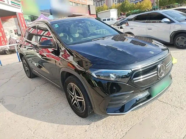 Mercedes-Benz EQA — Фото автомобиля 3