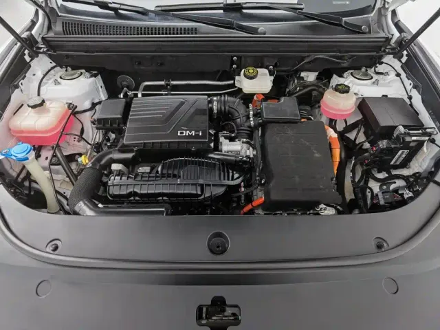BYD Song Pro — Фото автомобиля 6