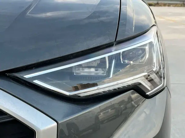 Audi Q3 — Фото автомобиля 4