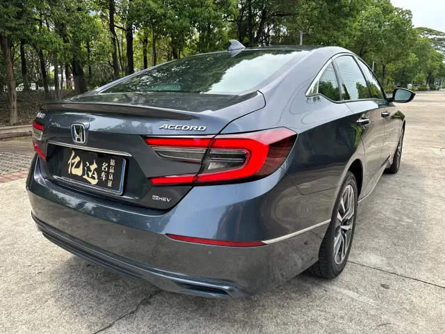 Honda Accord — Фото автомобиля 16
