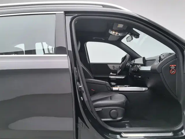 Mercedes-Benz GLB-Class — Фото автомобиля 23