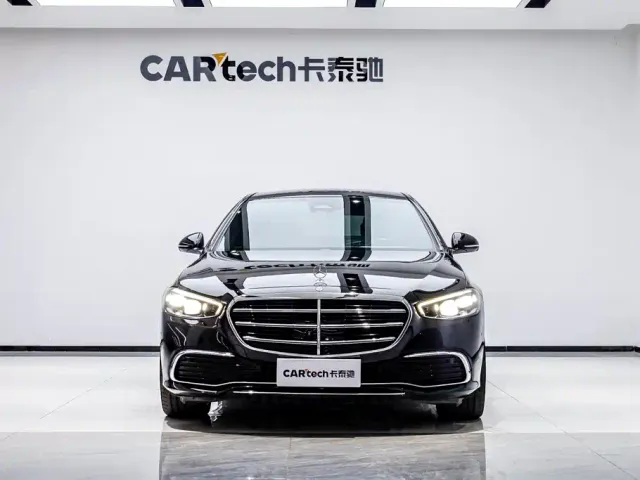 Фотография автомобиля — Mercedes-Benz S-Class