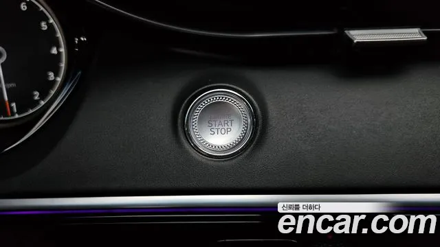 Genesis GV70 2.5T Бензин 2WD — Фото автомобиля 26