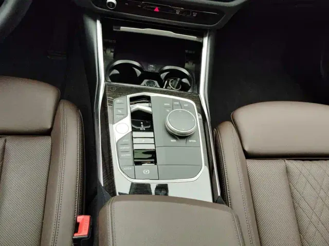 BMW 3 Series — Фото автомобиля 16