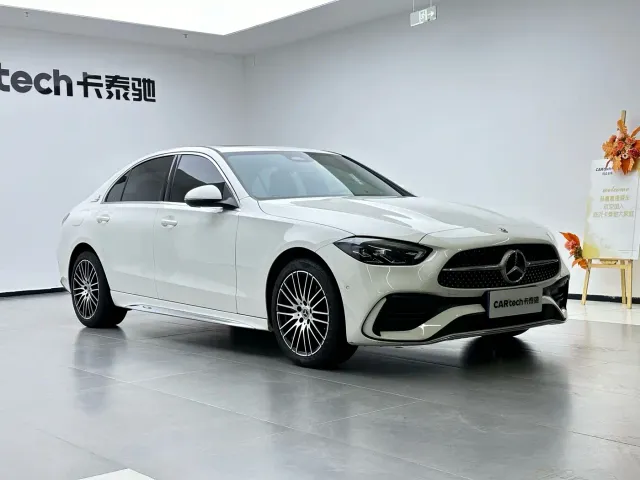 Mercedes-Benz C-Class — Фото автомобиля 12