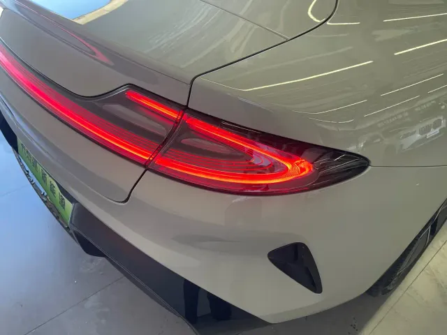 Xiaomi SU7 — Фото автомобиля 11