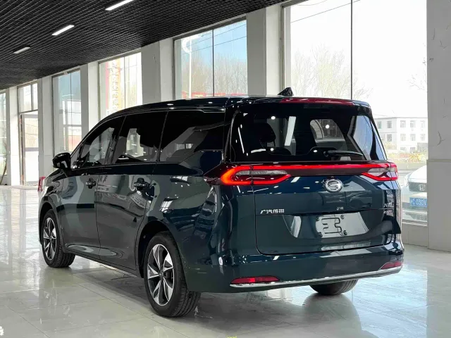 GAC Trumpchi M6 — Фото автомобиля 16
