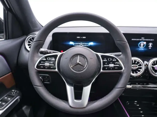 Mercedes-Benz GLB-Class — Фото автомобиля 17