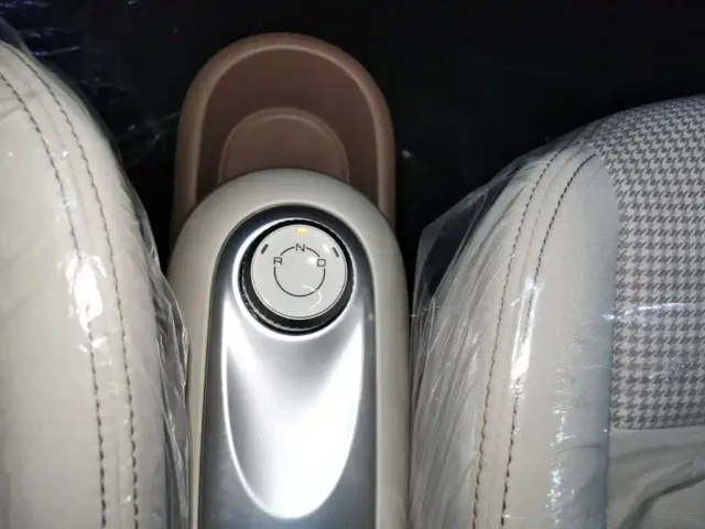 Wuling Hongguang Mini EV — Фото автомобиля 13