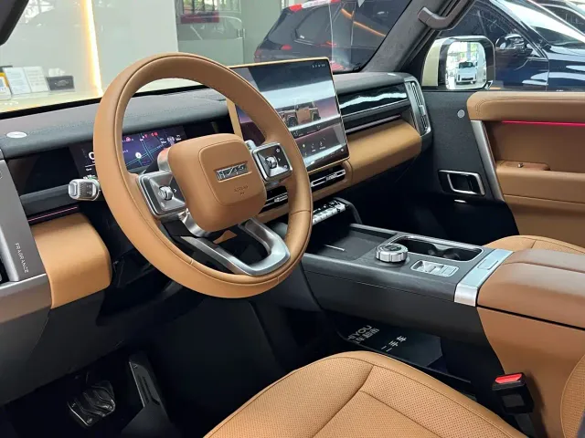 iCAR V27 — Фото автомобиля 8