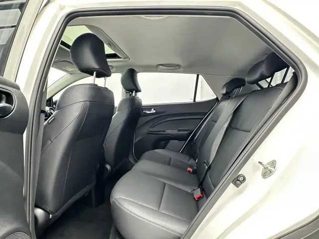 Kia KX1 — Фото автомобиля 5
