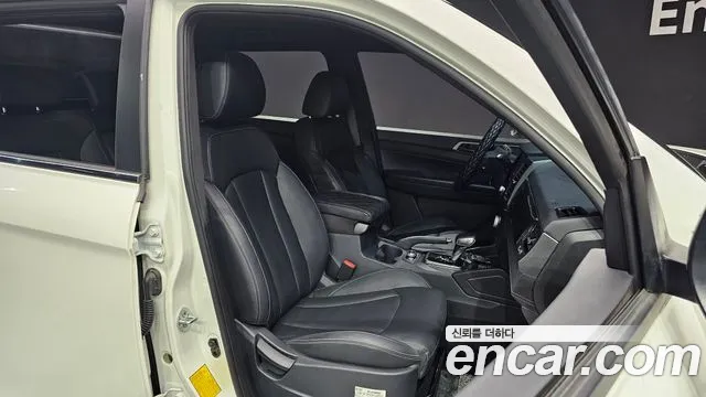 KG_Mobility_Ssangyong Rexton Новый Rexton Sport Khan Дизель 2.2 4WD — Фото автомобиля 10