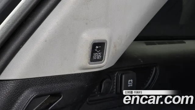 Jeep Cherokee Grand Cherokee(WL) 3.6 Overland — Фото автомобиля 20